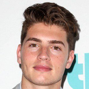 Gregg Sulkin at age 23