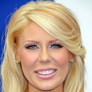 Gretchen Rossi Headshot 4 of 10