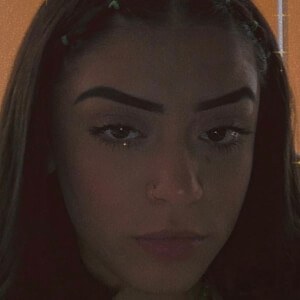 Gwen Alicia Headshot 6 of 10