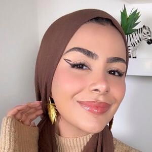 Habiba Da Silva Headshot 2 of 6