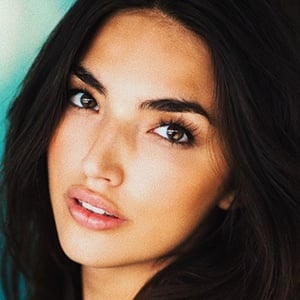 Hailee Lautenbach Headshot 6 of 10