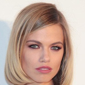 Hailey Clauson Headshot 9 of 9