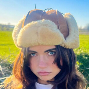 Hailey Lujan Age Bio Family Famous Birthdays Hailey Lujan Age Bio Family Famous Birthdays