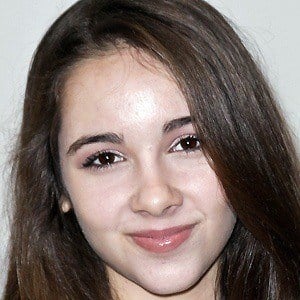 Haley Pullos Headshot 5 of 10