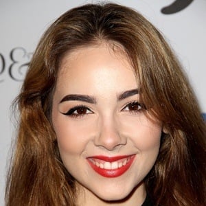 Haley Pullos Headshot 9 of 10