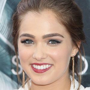 Haley Lu Richardson at age 19