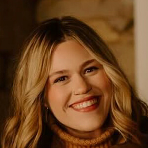 Haley Shofner Headshot 6 of 6