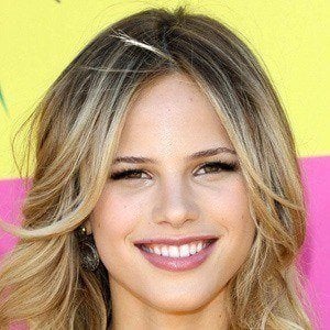 Halston Sage at age 19