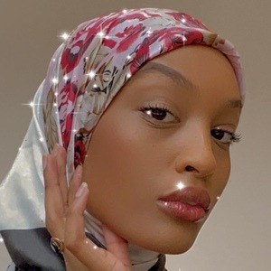 Hanan Abdullahi Headshot 2 of 10
