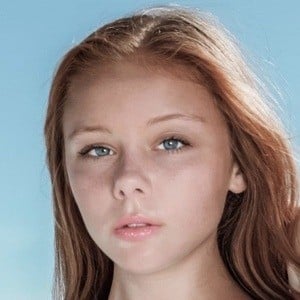 Hannah Kenerly Headshot 4 of 12