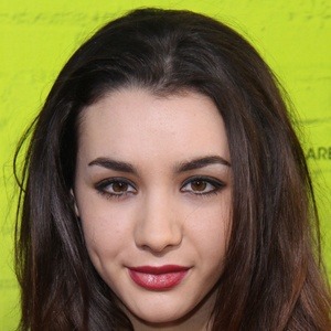 Hannah Marks Headshot 8 of 10