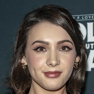 Hannah Marks Headshot 10 of 10