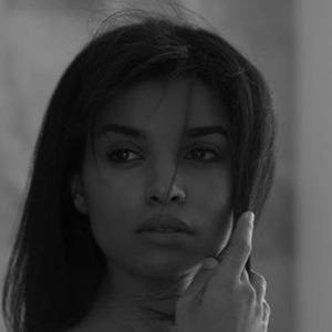 Hannah Monds Headshot 3 of 6