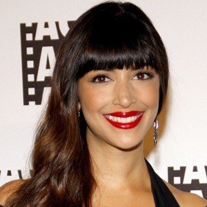 Hannah Simone at age 31