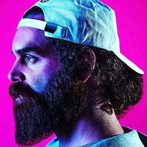 Harley Morenstein Headshot 4 of 10