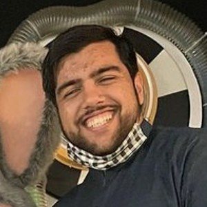 Hassan Haq Headshot 3 of 10