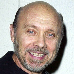 Hector Elizondo Headshot 4 of 5