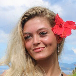 Heidi Scott Headshot 2 of 3