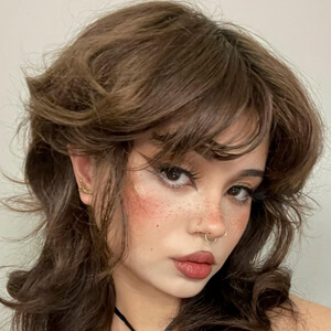 evemabellee Headshot 7 of 9
