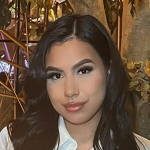 hellocelinaa Headshot 6 of 6
