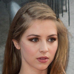 Hermione Corfield Headshot 3 of 4