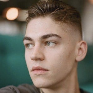 Hero Fiennes Tiffin Headshot 9 of 10