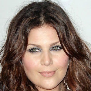 Hillary Scott at age 25