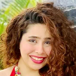 Himanee Bhatia Headshot 5 of 10