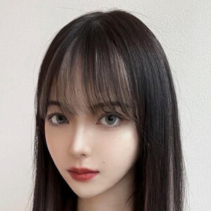 Himari Hazuki at age 21