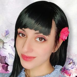 Hitomi Flor Headshot 6 of 6