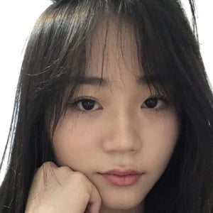 Evelyn Ha at age 19
