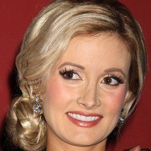 Holly Madison Headshot 9 of 10