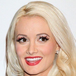 Holly Madison at age 32