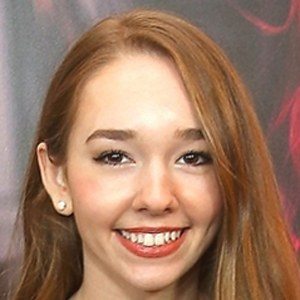 Holly Taylor Headshot 10 of 10