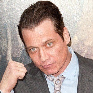 Holt McCallany - Bio, Family, Trivia | Famous Birthdays