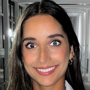 Hope Baxter Headshot 9 of 9