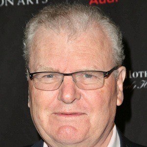Howard Stringer - Bio, Family, Trivia | Famous Birthdays