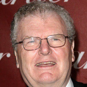 Howard Stringer - Bio, Family, Trivia | Famous Birthdays