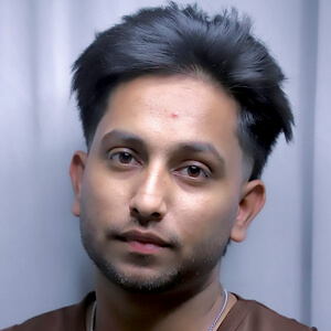 i_am__samy Headshot 3 of 5