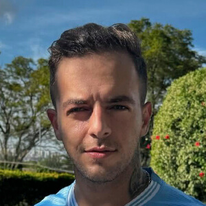 Ian Rezende Levy Headshot 2 of 6