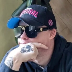 ICE.T.21 Headshot 4 of 4