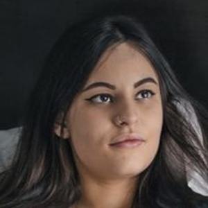 Icyanais Headshot