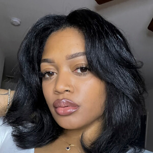 Iesha Gilchrist Headshot 3 of 7