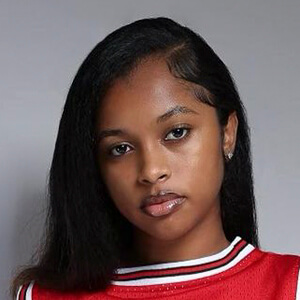 Iice Amber Headshot 5 of 6