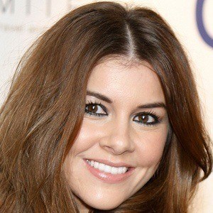 Imogen Thomas Headshot 3 of 10