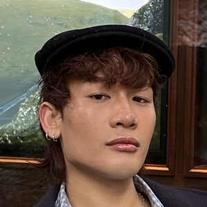 imonaugust Headshot 5 of 6