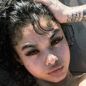 Pictures Of India Love