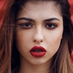 Irina Deaconescu Headshot 2 of 3
