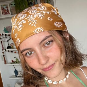 Isa Petrolio Headshot 3 of 3