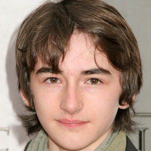 Isaac Hempstead-Wright Headshot 7 of 10